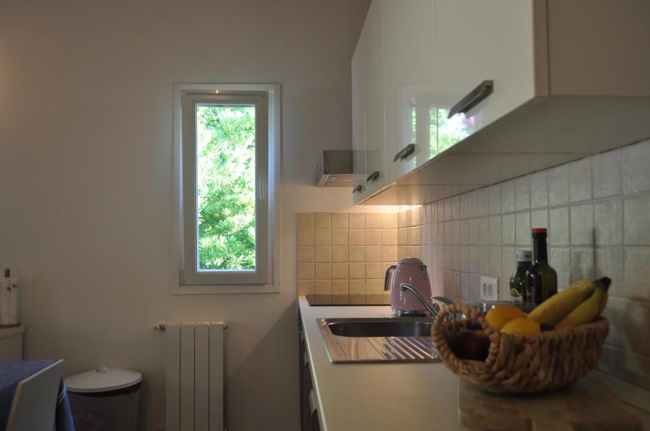 Kamenjak Volme, Cousy House With Pool Banjole Εξωτερικό φωτογραφία